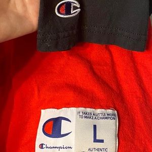 OVERSIZED CHAMPION SHIRT